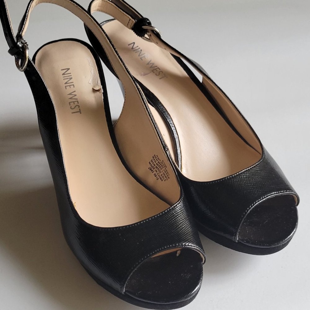 Nine West Textured Black Open Toes Heels Size 6.5